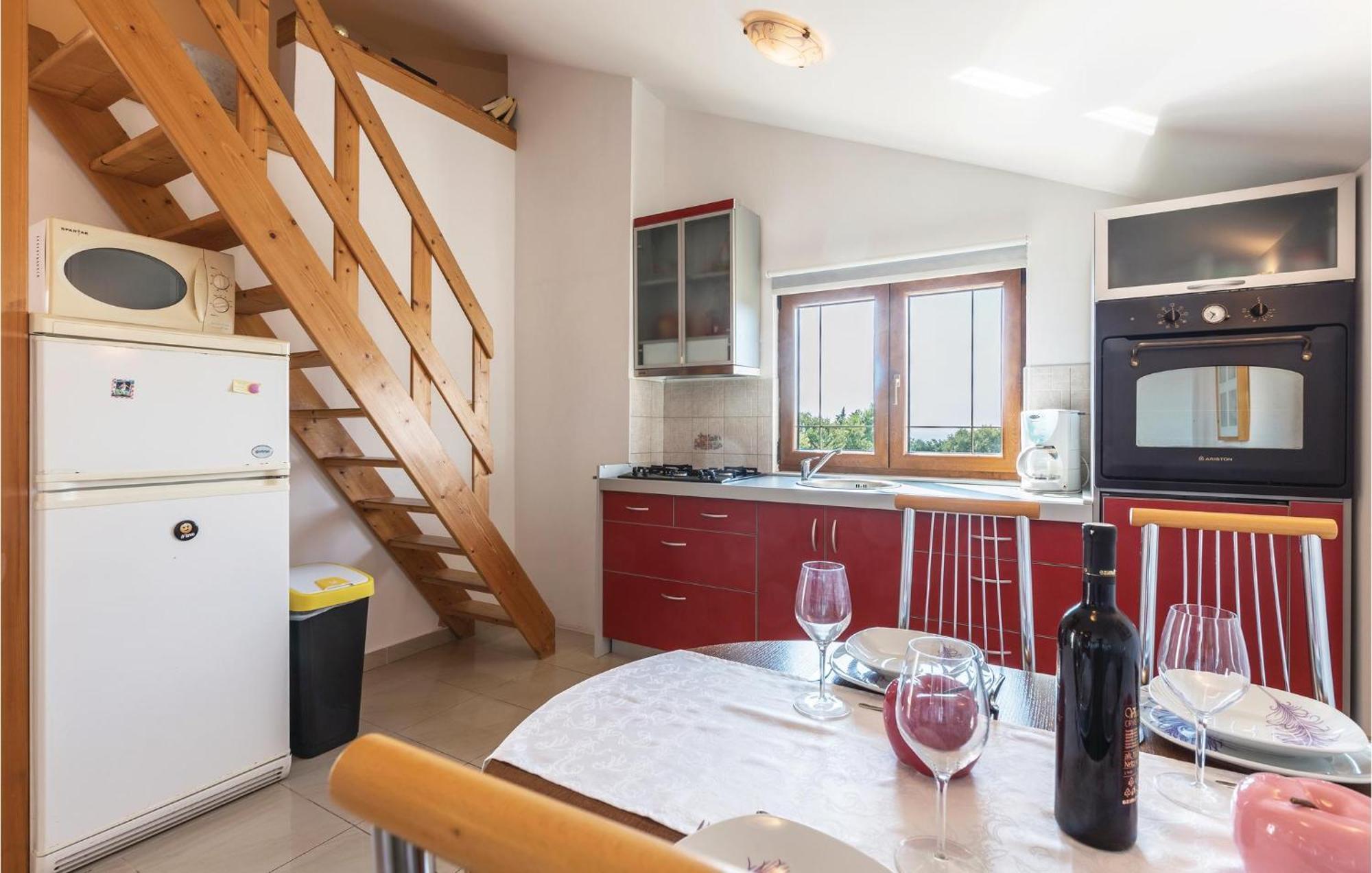 Pet Friendly Apartment In Koromacno With Wifi Exteriér fotografie